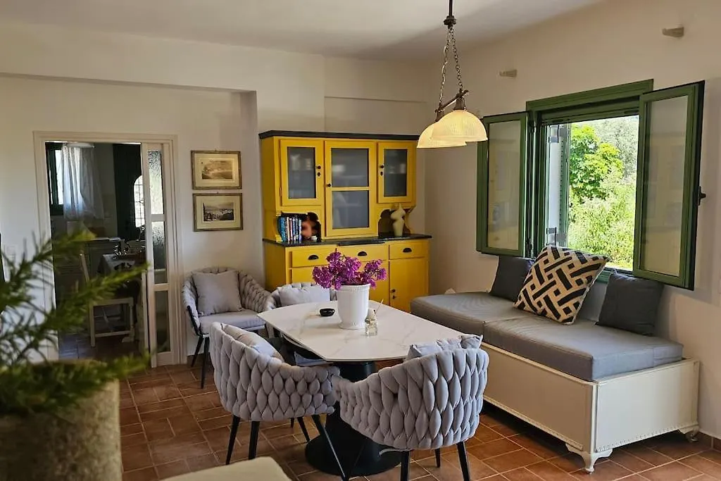 The Blooming House Villa Makriotika
